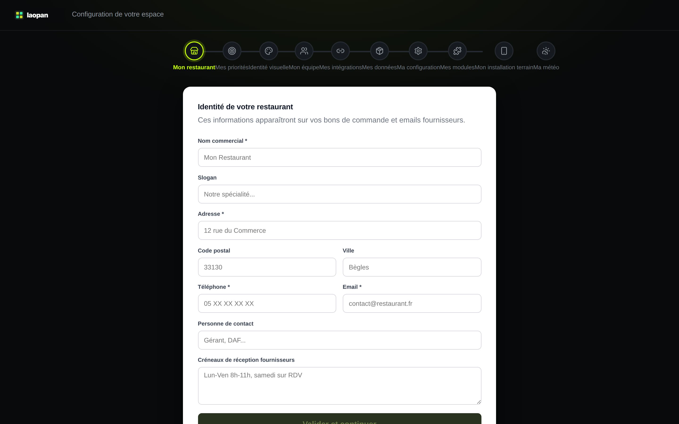 Écran de catalogue produits d'un logiciel de gestion restaurant avec fiches ingrédients et indicateurs de coût matière